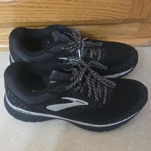 Brooks Revel 3 Men 8.5